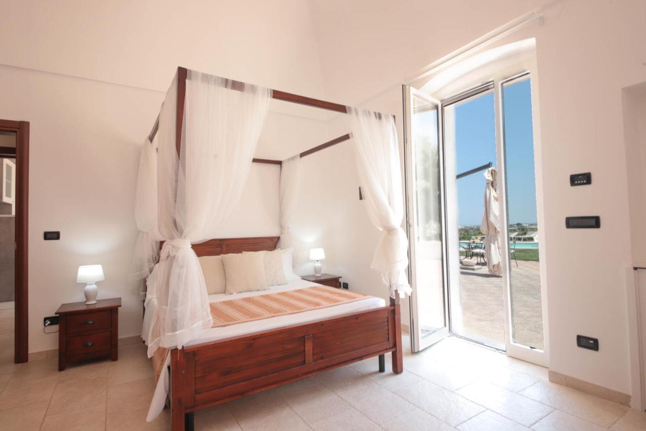 Villa Dyria Exclusive Swimming Pool Monopoli Bagian luar foto